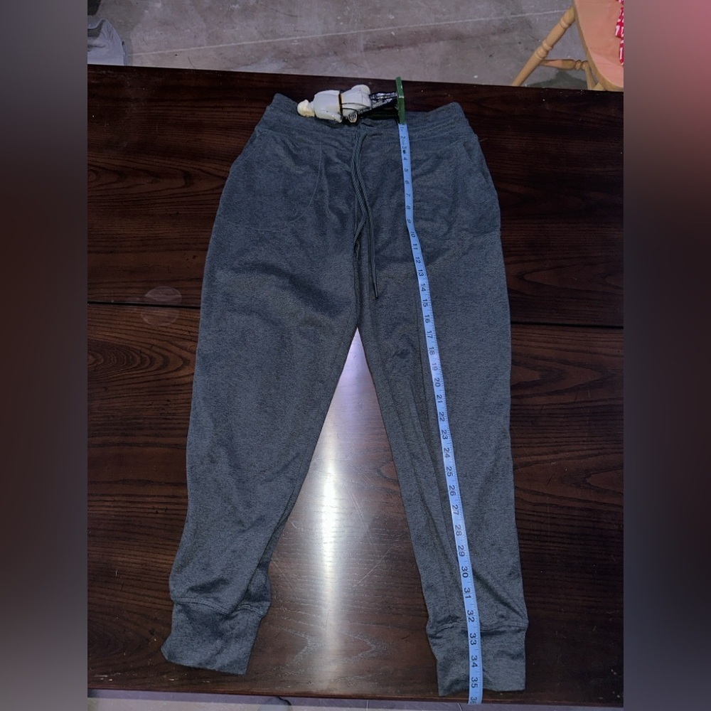 Layer 8 Women’s Small Gray Heather Performance Joggers - Picture 9 of 10